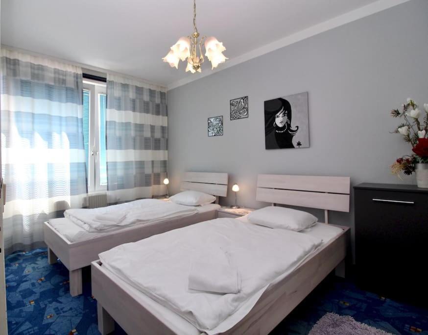 Cozy Apartment Free Parking Bécs Kültér fotó